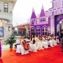 禮儀服務(wù) 文明社會(huì)的優(yōu)雅基石